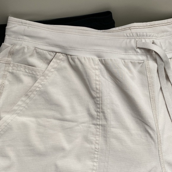 2pair shorts. - Picture 3 of 4